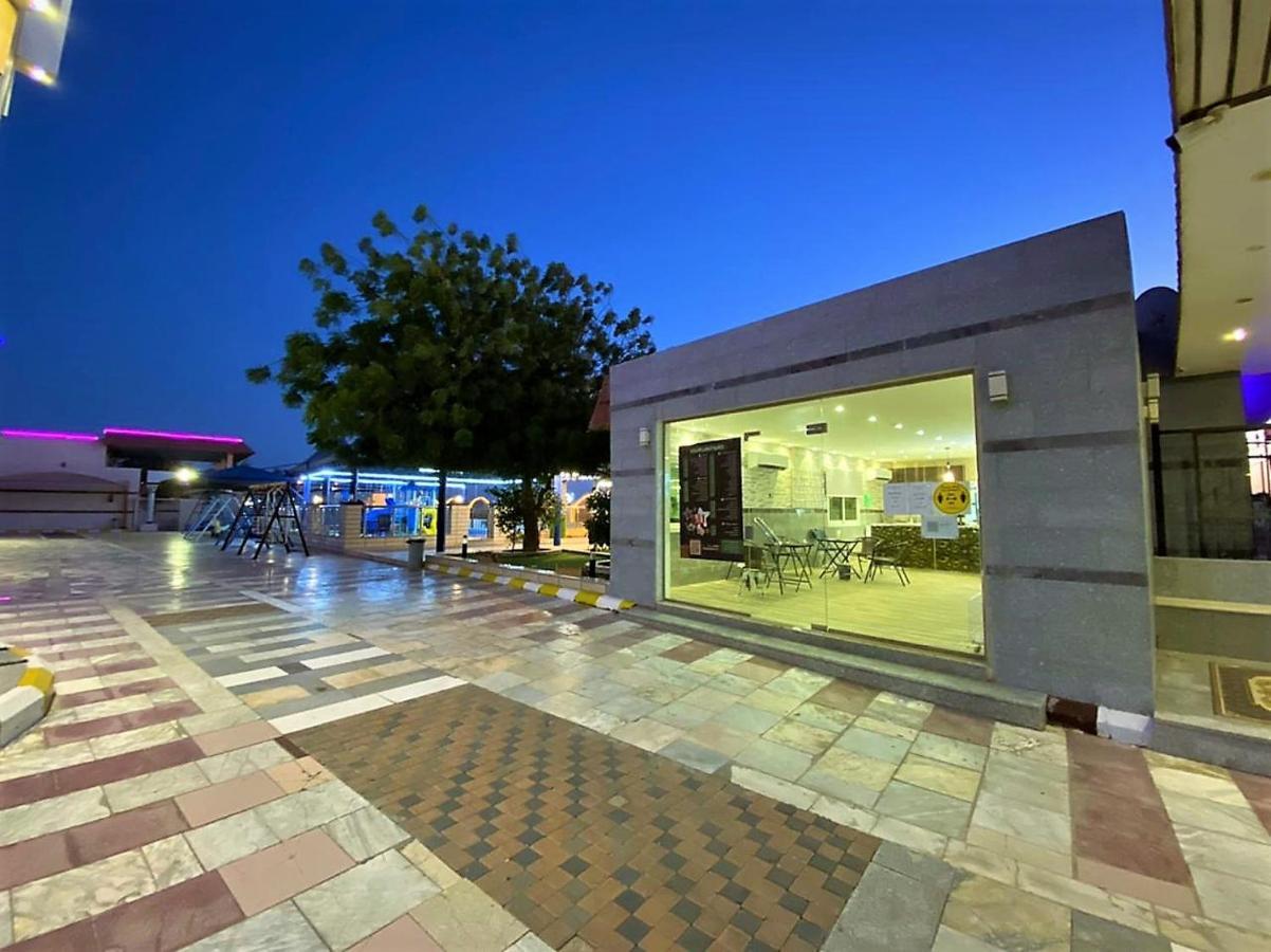 منتجع شاطئ العرب - خليج الرايس Rayyis Exterior photo