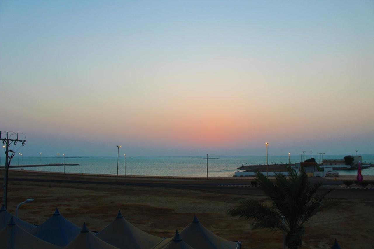 منتجع شاطئ العرب - خليج الرايس Rayyis Exterior photo
